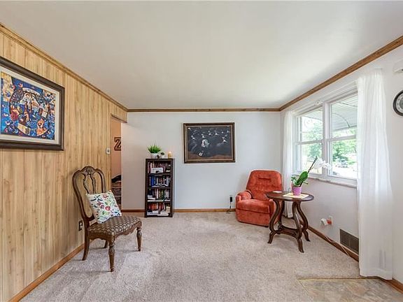 4th image of 118 Bon Aire Dr