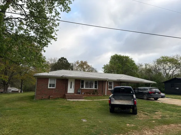 67 Rollins Dr, Summerville, GA 30747