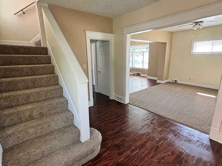 119 Olive St — Photo 2
