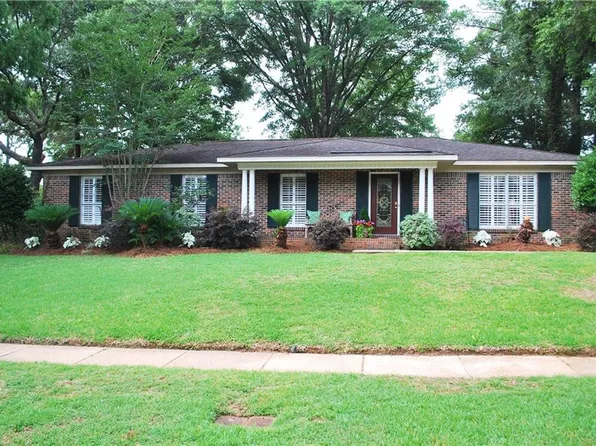 6125 Coronado Dr, Mobile, AL 36693