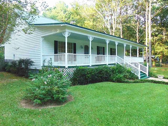 2nd image of 120 Horse Shoe Cir
