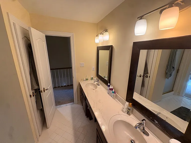8118 Madrillon Ct — Photo 24