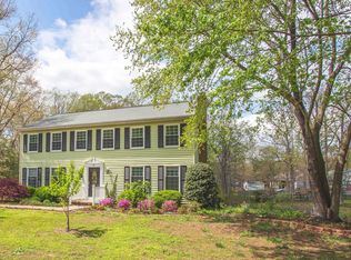 61 Devonne Dr, Fredericksburg, VA 22407
