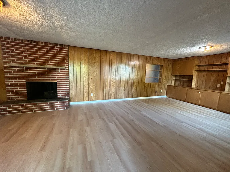 3257 Halverson Ave — Photo 20