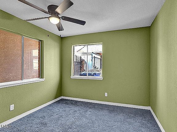13th image of 3709 Roslyn Dr