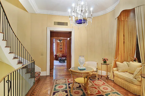 Sold by Corcoran | media 7