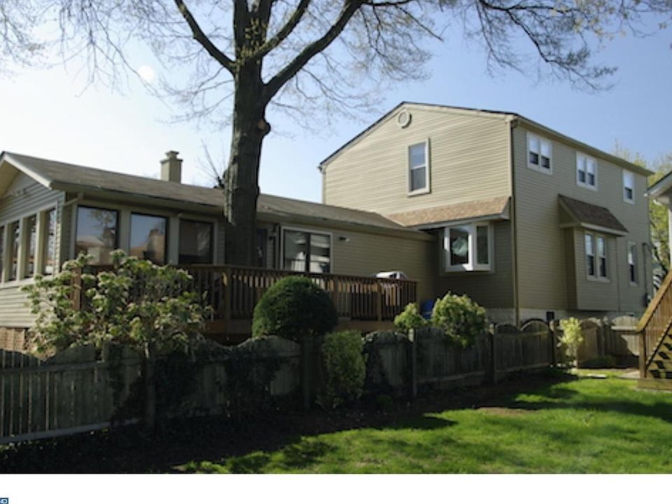 48 Helen Ave, Maple Shade, NJ 08052 | Zillow