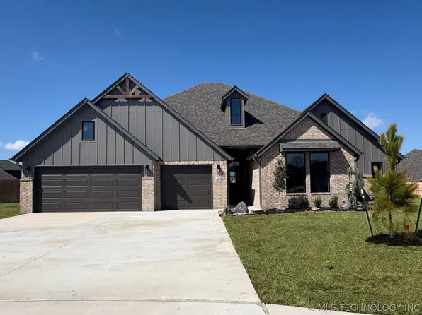 1416 N 71st St, Broken Arrow, OK 74014