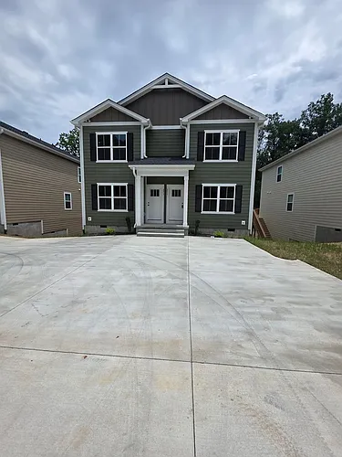 271 Vanderbilt Rd Photo 1