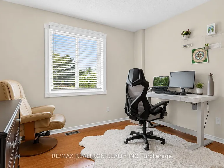 116 Andona Cres — Photo 26
