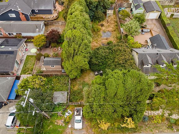 3rd image of 1213 Audubon Ave