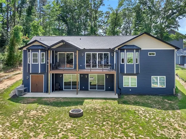 851 Durham Brown Rd, Seneca, SC 29678