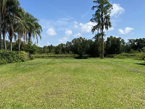 1208 Memory Ln, Lutz, FL 33549