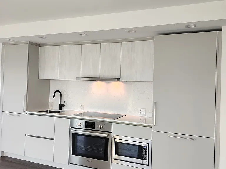 609 Sherbourne St #3802 — Photo 10