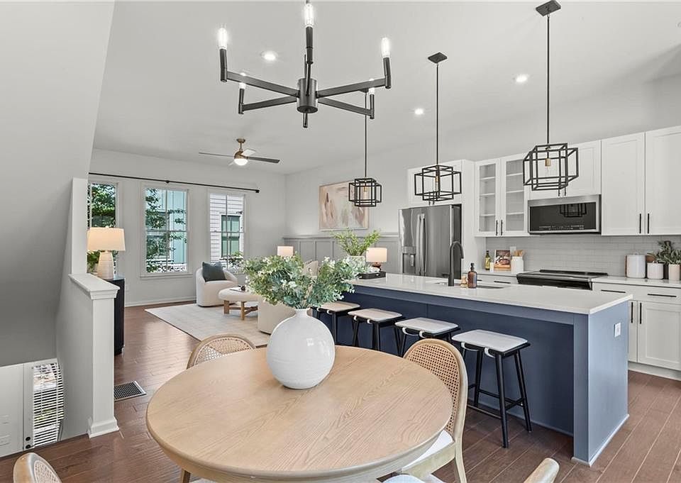 1st image of 718 Needletail Way