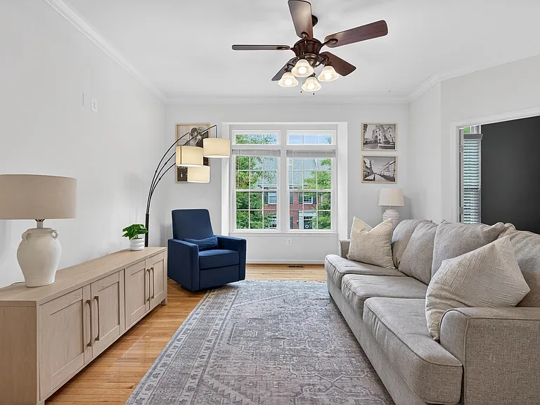 2417 Abington Dr — Photo 15