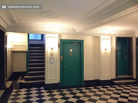 Rented by Compass | media 10