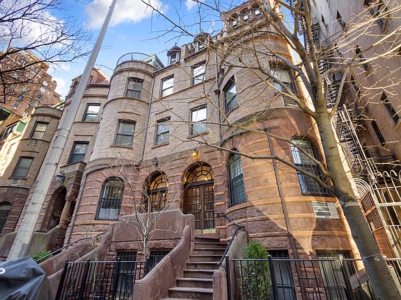 5th image of 309 W 82nd St APT 3A