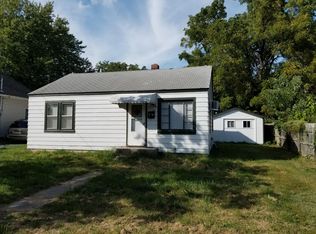 1727 W Thoman St, Springfield, MO 65803