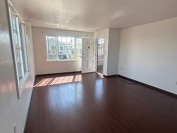 5th image of 218 Suisun Ave #B