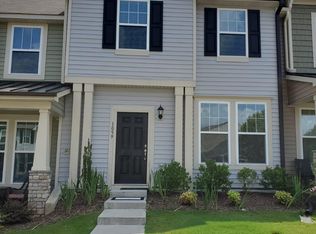 1059 Kenross Dr, Burlington, NC 27215