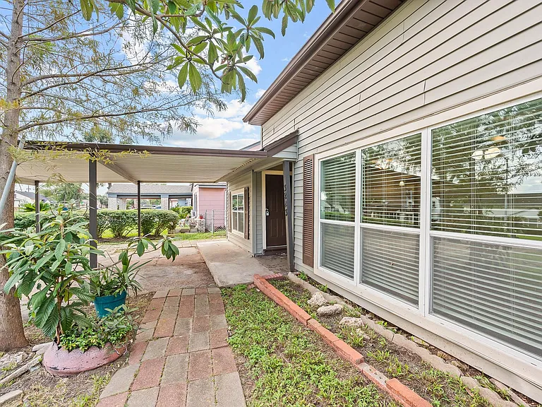 3823 Florinda St — Photo 4