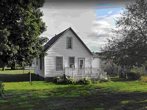 718 W 3rd Ave, Monmouth, IL 61462