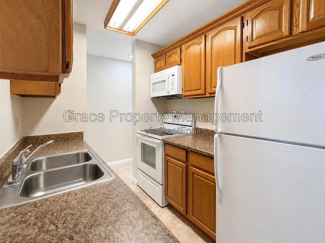 2 bed, 2.0 bath, 918 sqft, $1,525 — Photo 4