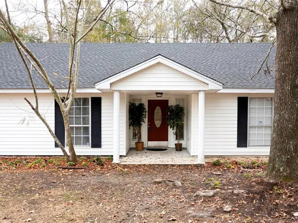 38030 Michelle Dr, Pearl River, LA 70452