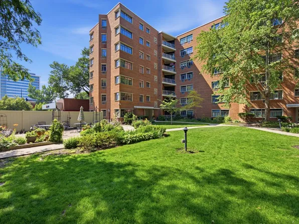 1856 Sherman Ave #1N, Evanston, IL 60201