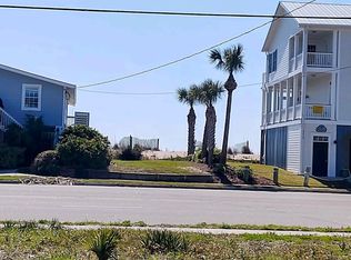 611 Palmetto Blvd, Edisto Island, SC 29438