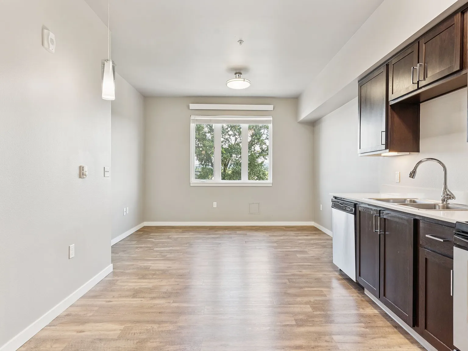 LaScala Apartments — Photo 4