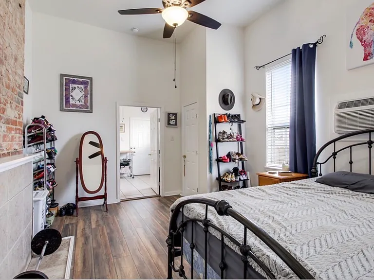 2119 Saint Ann St #1 — Photo 4
