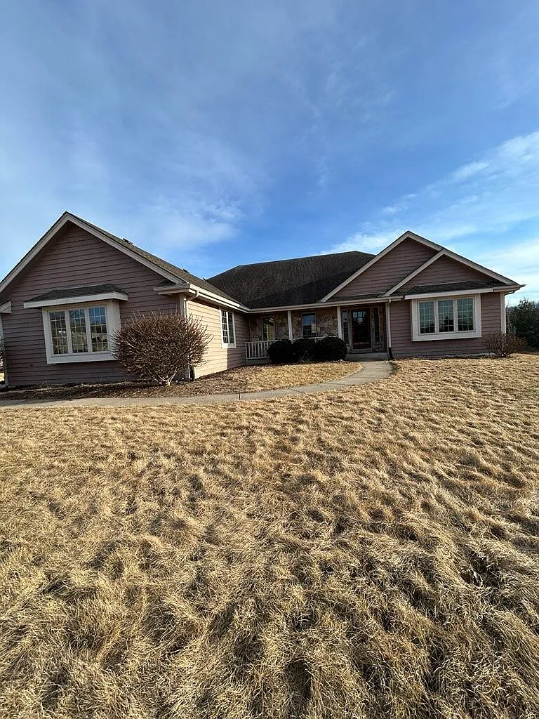 W315S8993 Gena DRIVE photo 1