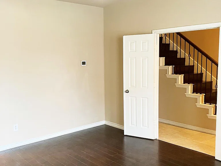 MaterBR on 1st fl