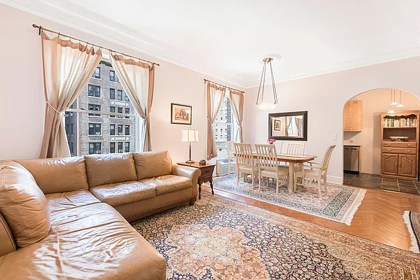 Sold by Nest Seekers International | media 15