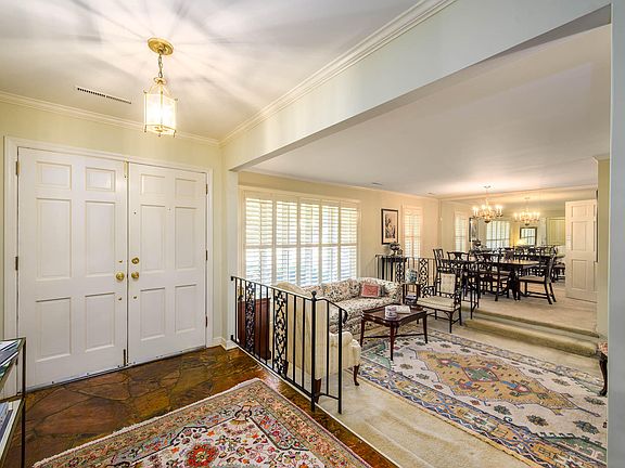 5th image of 1867 Rugby Ln