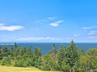 214 Rondelay Rd, Sequim, WA 98382