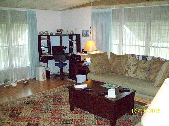 3rd image of 101 Bearwoods Ave