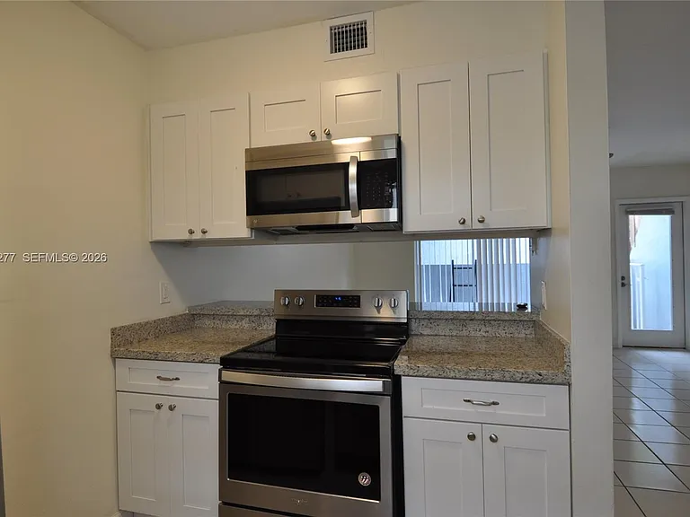 798 Crandon Blvd #33-C — Photo 8