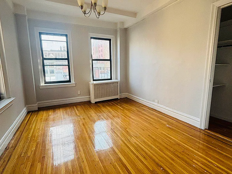 133 W 71st St #7C8C — Photo 11
