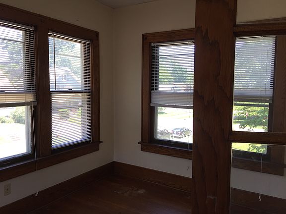 4th image of 2493 4th St
