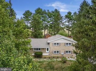 137 Mount Hammond Ln, Charles Town, WV 25414