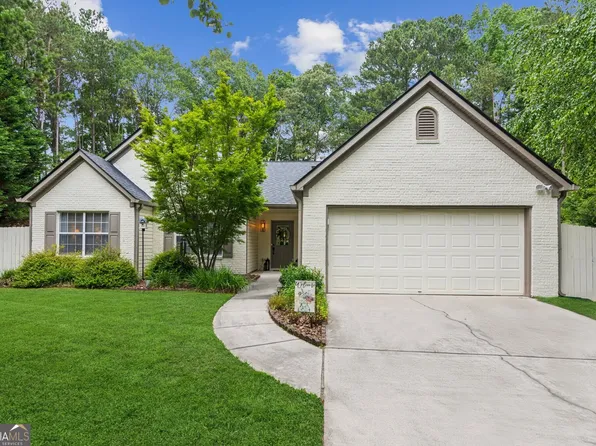 2277 Lazy Days Rd, Dacula, GA 30019