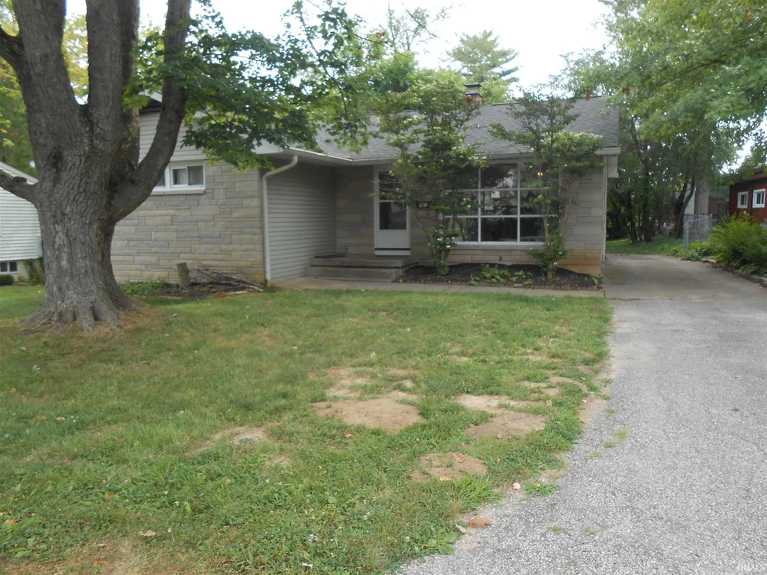 3 bed, 2.0 bath, 1440 sqft, $2,800 — Photo 1
