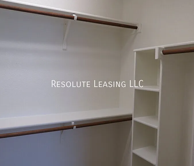 5802 Sulfur Spring Dr — Photo 16
