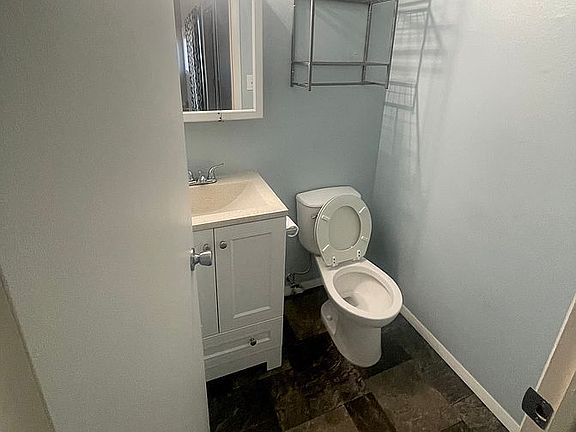 2nd image of 216 Fillmore St #A