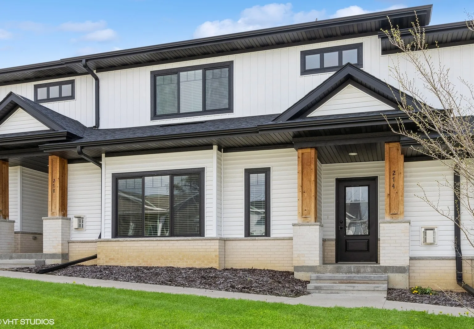 Rollins Pass Condominiums — Photo 1