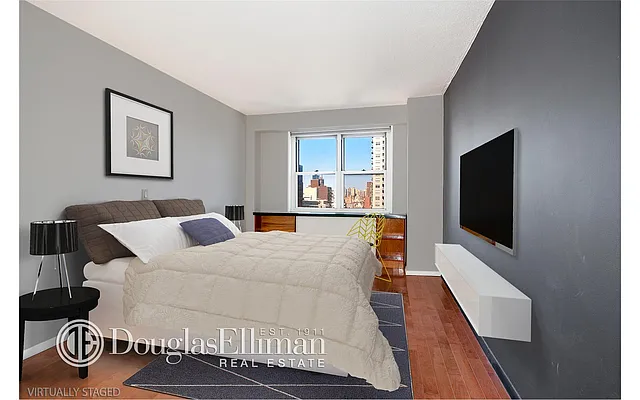 Sold by Douglas Elliman | media 2