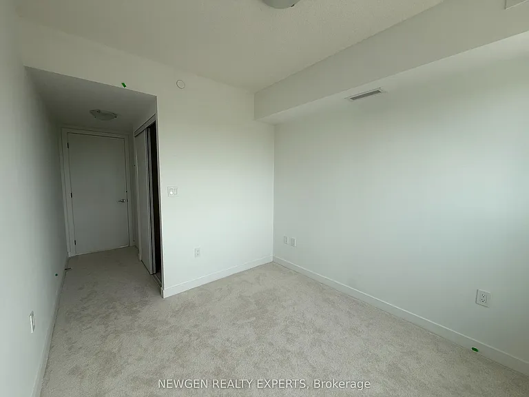 556 Marlee Ave #912 — Photo 19